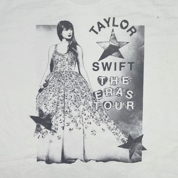 Taylor Swift The Eras Tour Official Merchandise - Crew Neck Tour Tee - 2XL - Picture 2 of 7